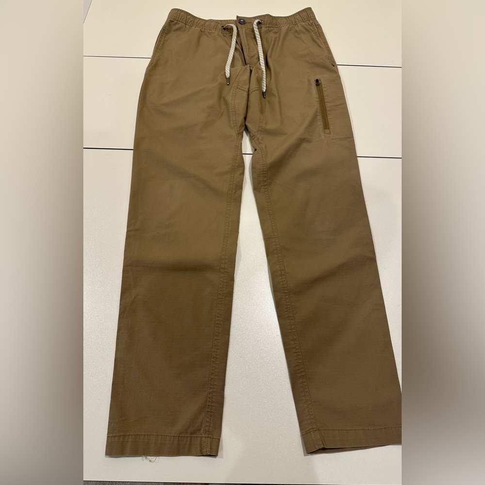 Vuori men’s rip stop pant